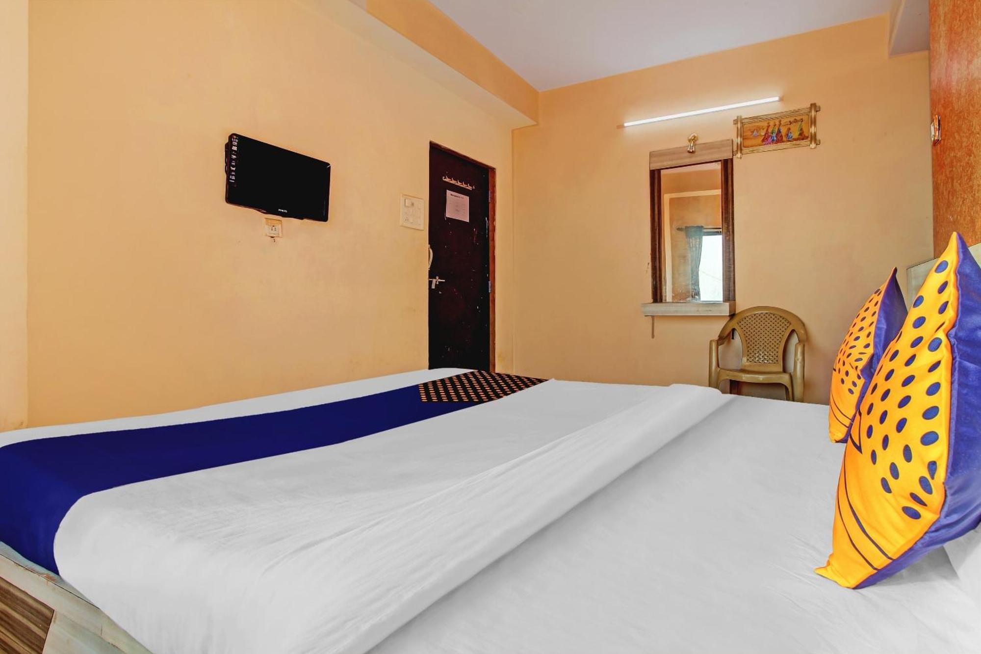SPOT ON 79137 Shreekrupa Hotel Mahabaleshwar Bagian luar foto