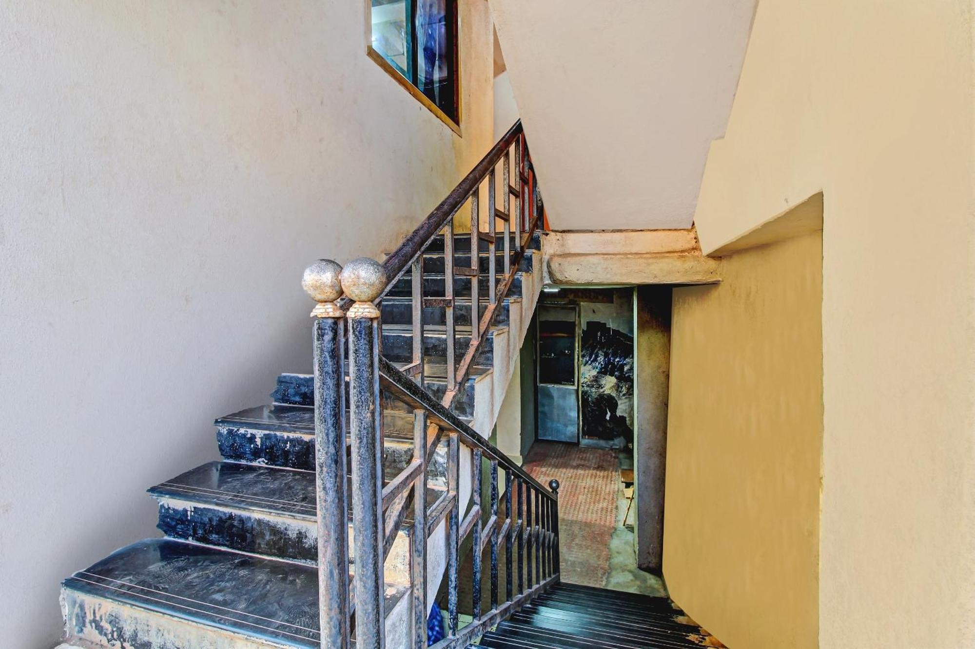 SPOT ON 79137 Shreekrupa Hotel Mahabaleshwar Bagian luar foto